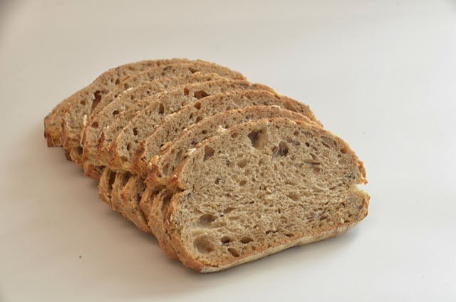 Golden Honey Oat Bread Recipe